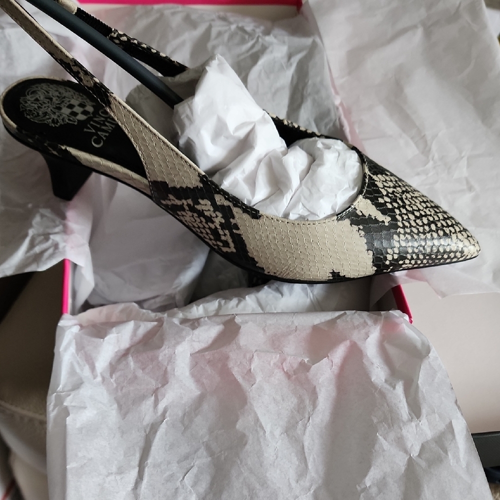 Vince Camuto Pilar Leather Slingback NWT(6)